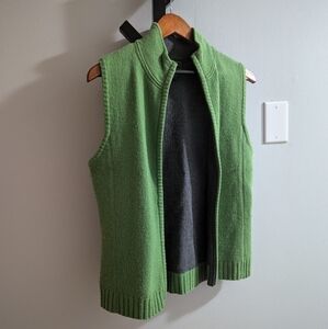 Eddie Bauer women's size medium green wool vest